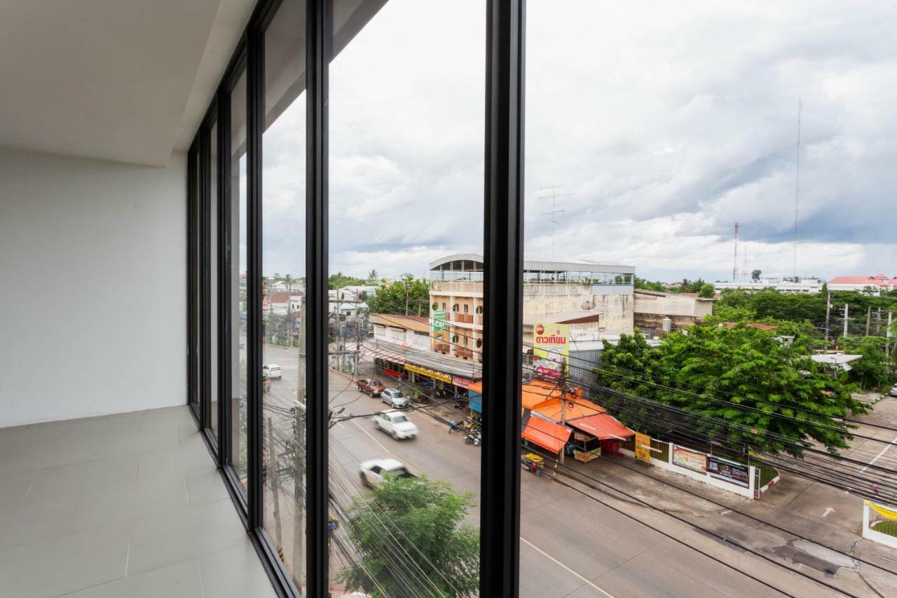 Clay Hotel Udonthani Kültér fotó